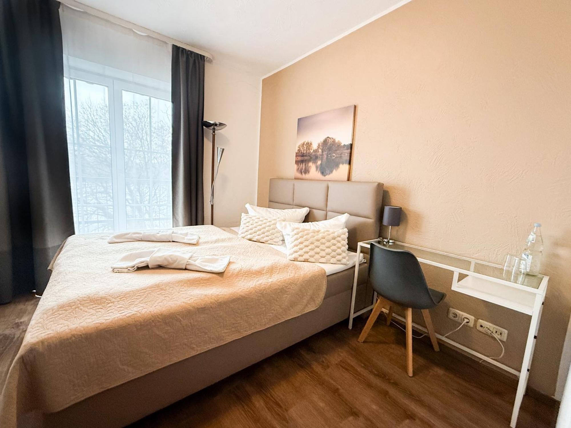 Strandhotel Vier Jahreszeiten บุคโคว์ ภายนอก รูปภาพ